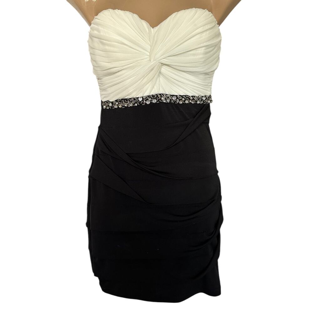 City Triangles Cute Formal Prom Dress
